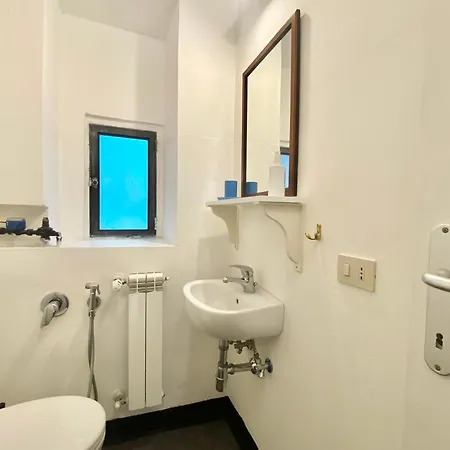 Apartamento Casa Marinella Nel Centro Storico Con Ascensore Génova